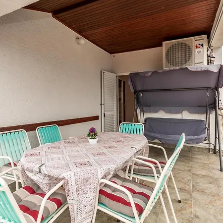 Amazing In W/ 3 Bedrooms * 普利莫顿