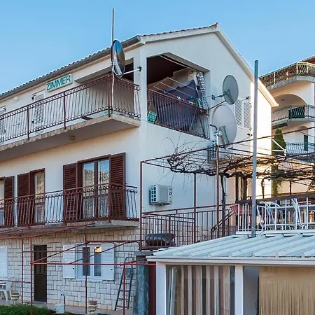 Amazing In W/ 3 Bedrooms 公寓 *